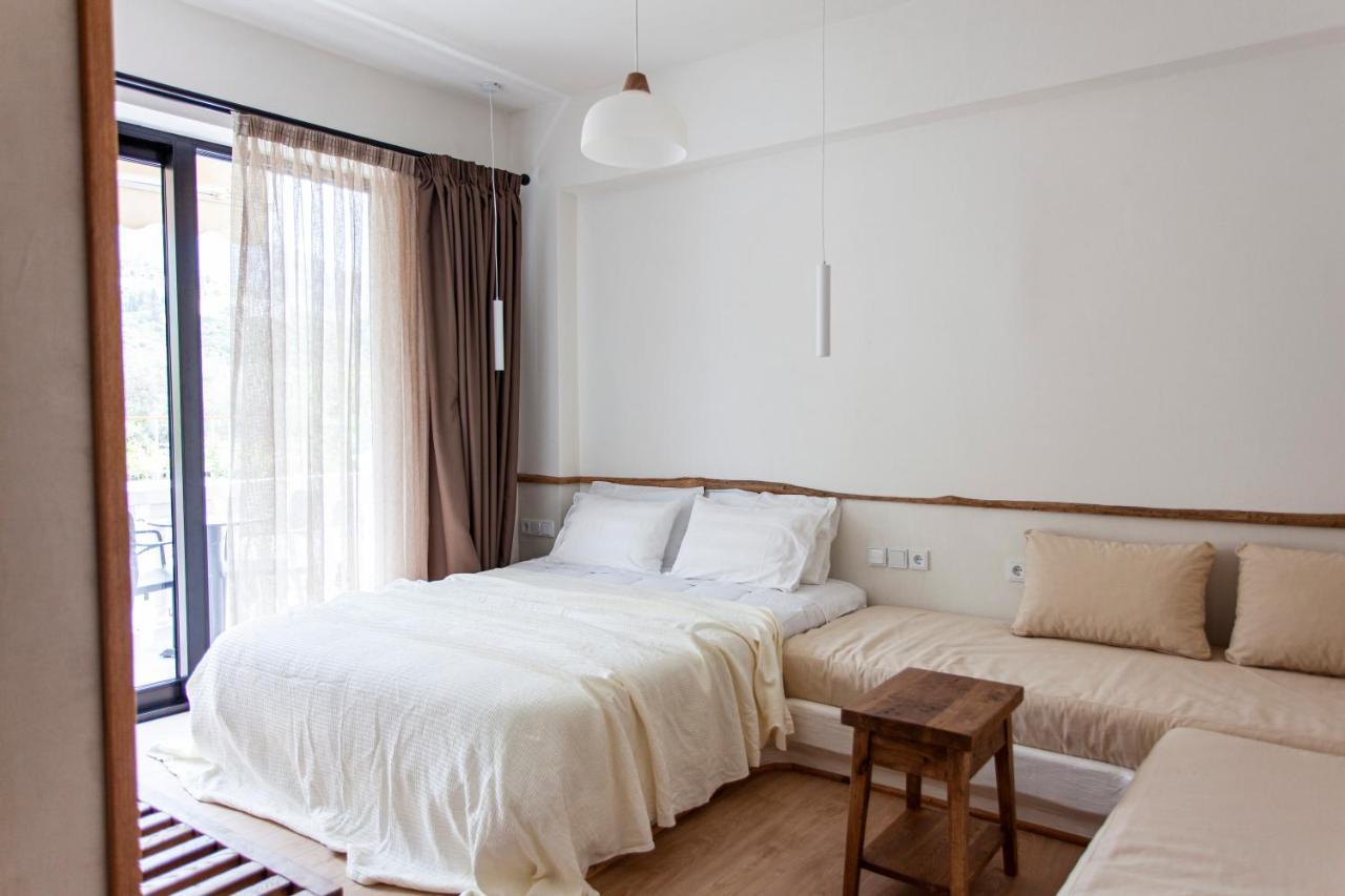 Alex & Sofi Hotel Химара Экстерьер фото