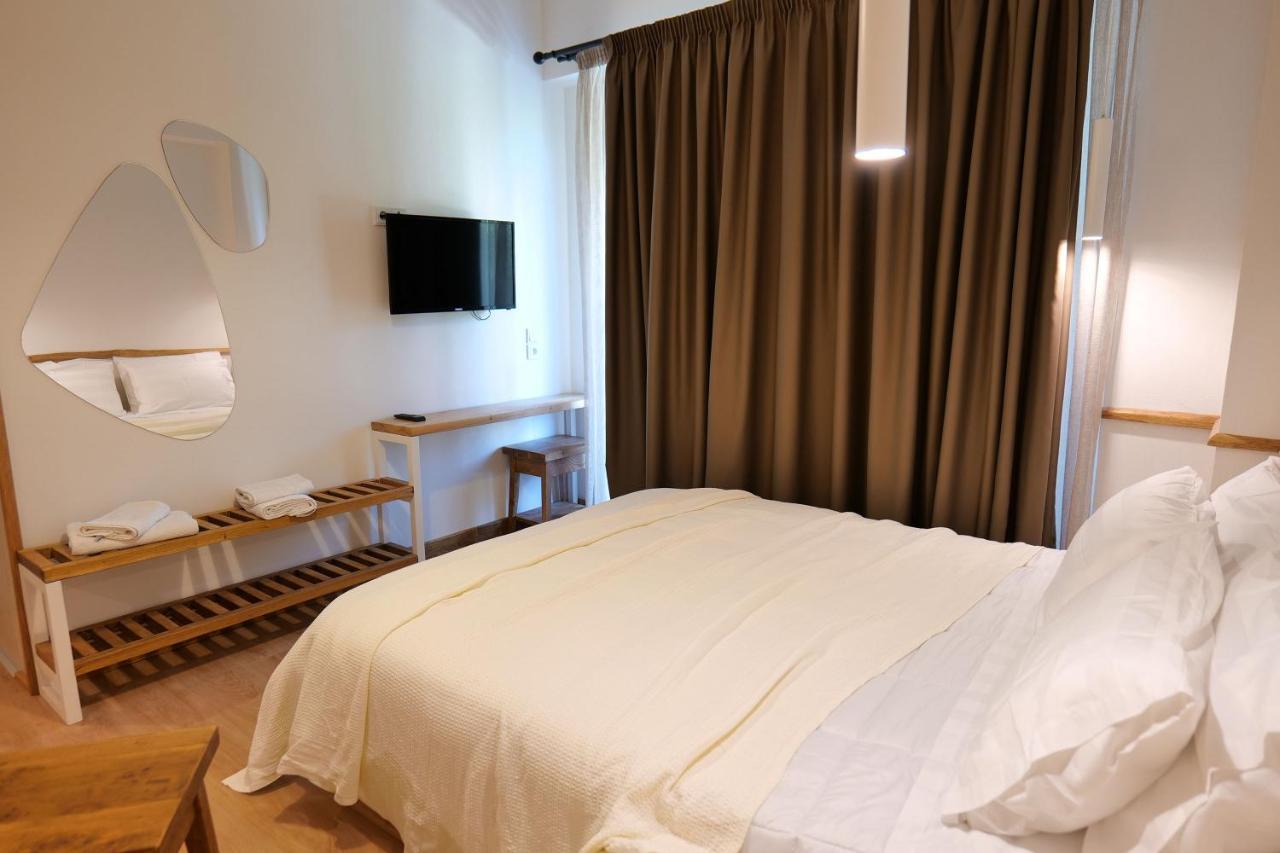 Alex & Sofi Hotel Химара Экстерьер фото