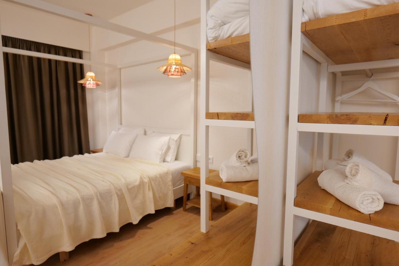 Alex & Sofi Hotel Химара Экстерьер фото